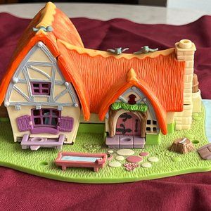 Disney Minuature Snow White and the Seven Dwarfs Polly Pocket
